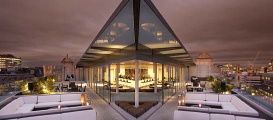 The ME London-Radio Rooftop Terrace // © 2013 Melia Hotels International F